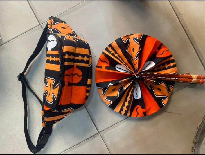 Bandolera y Abanico Naranja