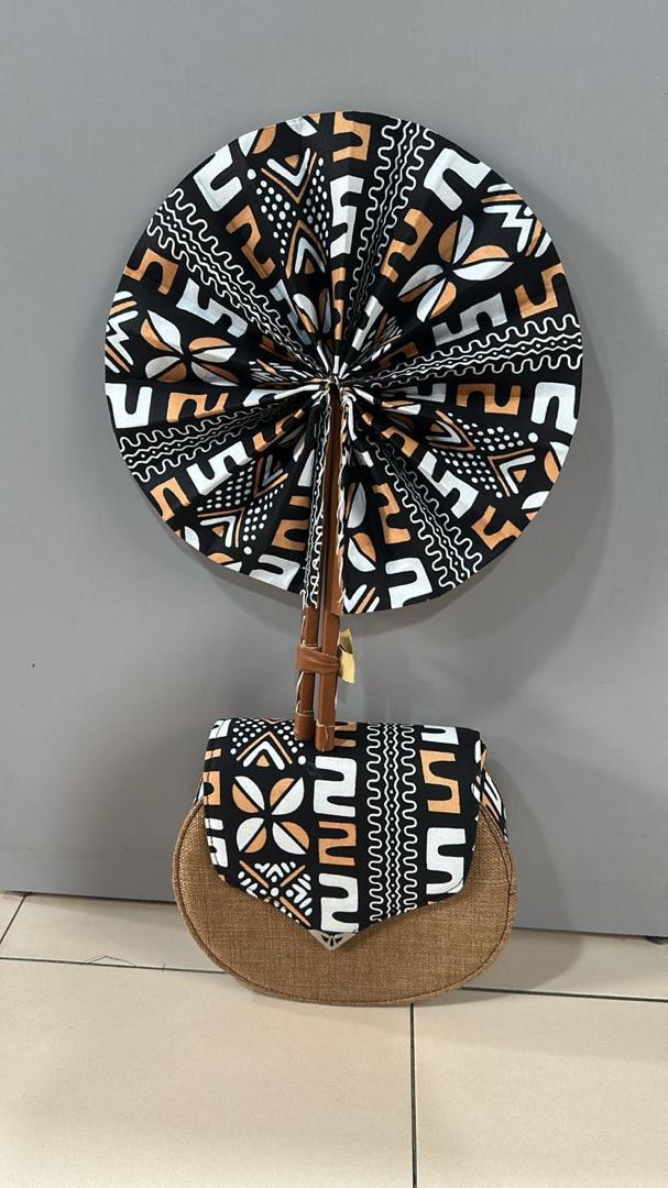 Bolso y Abanico BAKAU