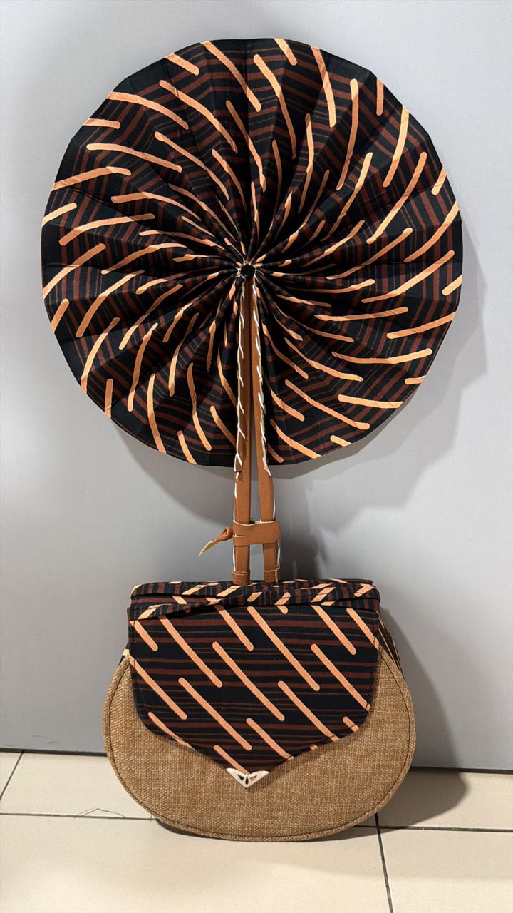 Bolso y Abanico ISA